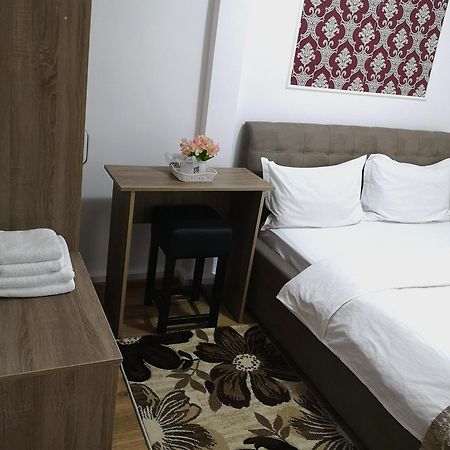 Casa Hortensia Tasnád Kültér fotó